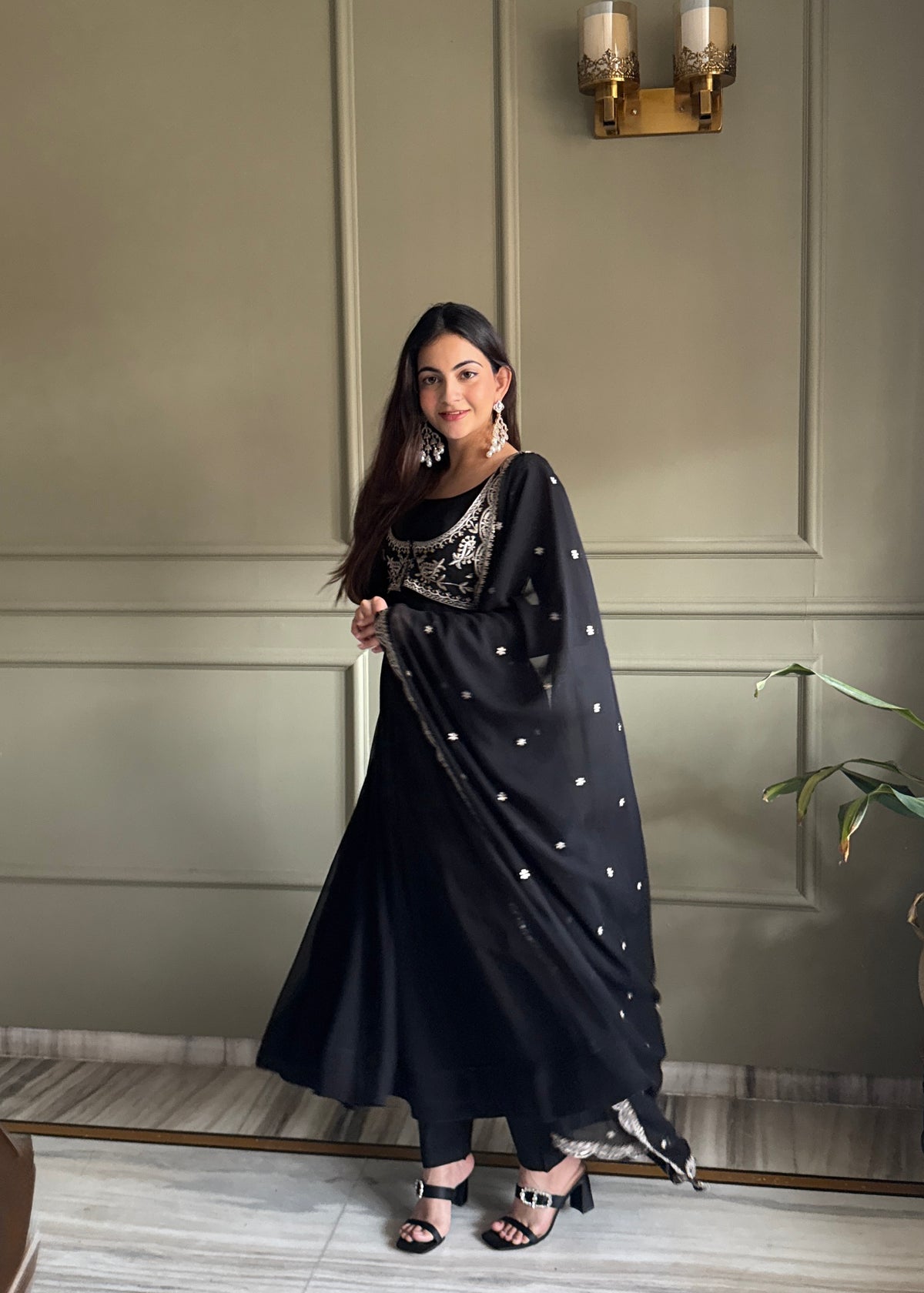 Riddhu's New Black Anarkali Suit Set