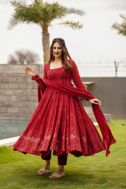 Jiya's New Black Anarkali Suit Set