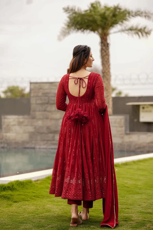 Jiya's New Black Anarkali Suit Set