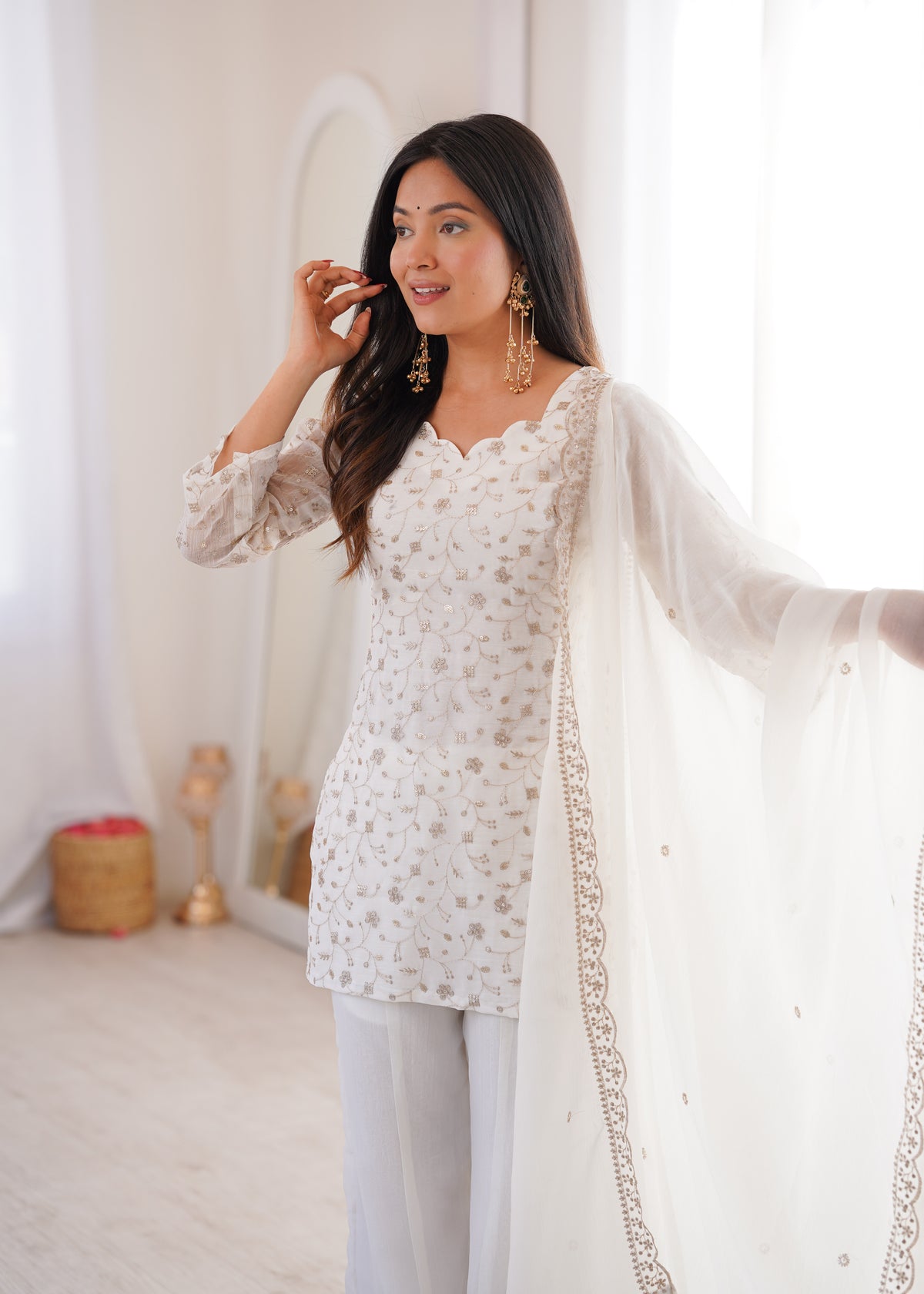 Pari's New Suit Set with Bell Bottom Pant
