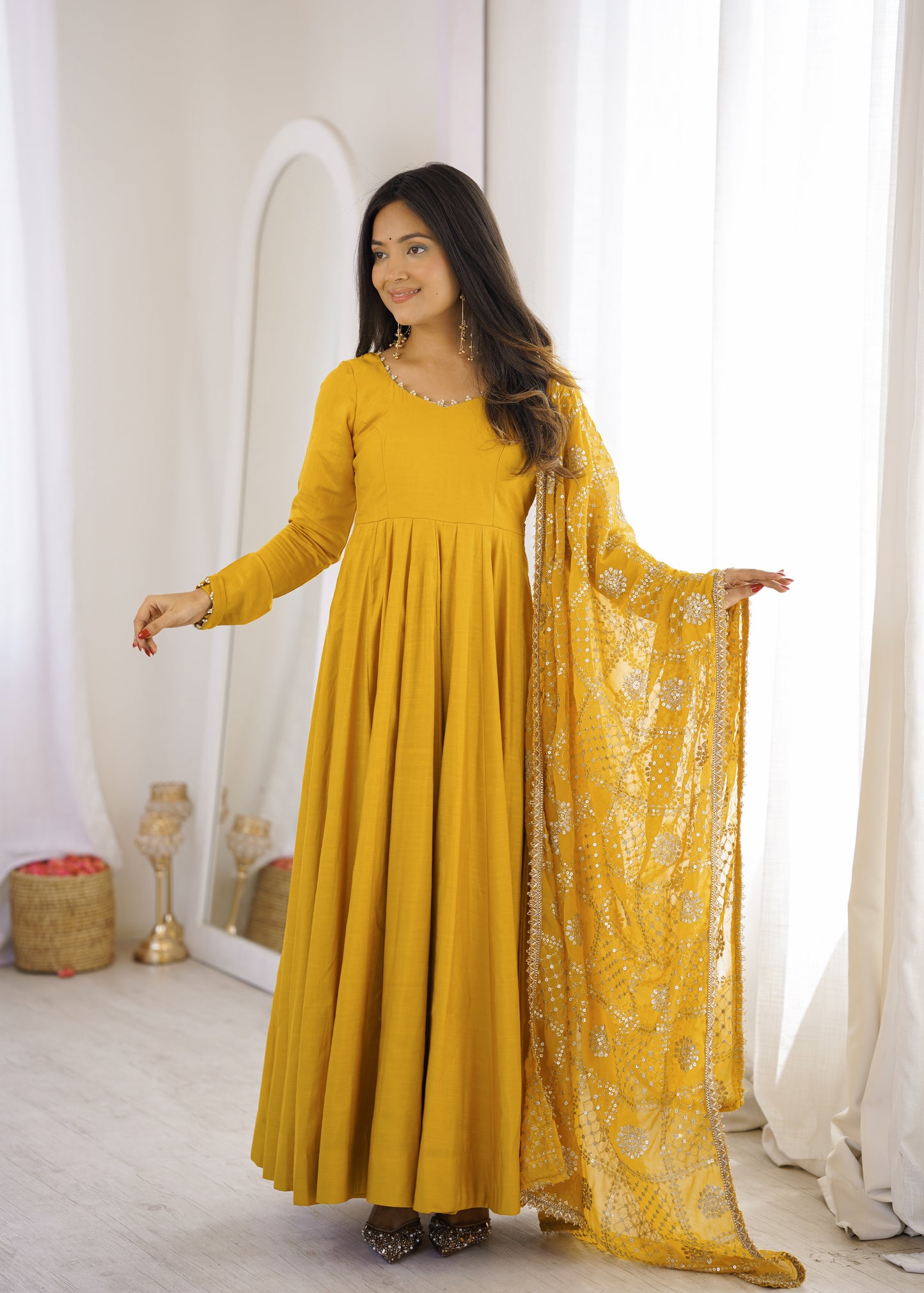 Siyara's New Anarkali Suit Set