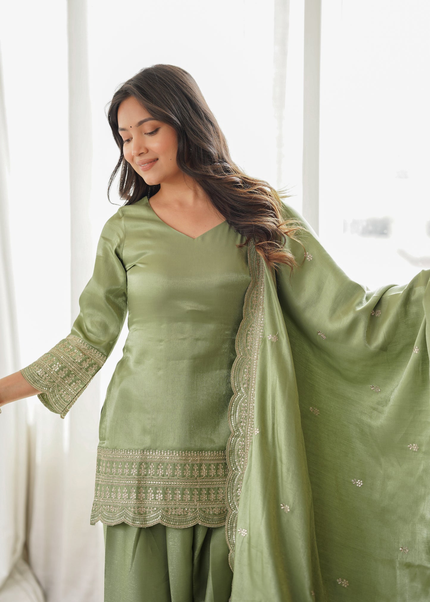 Kiyara's New Anarkali Kurti Set