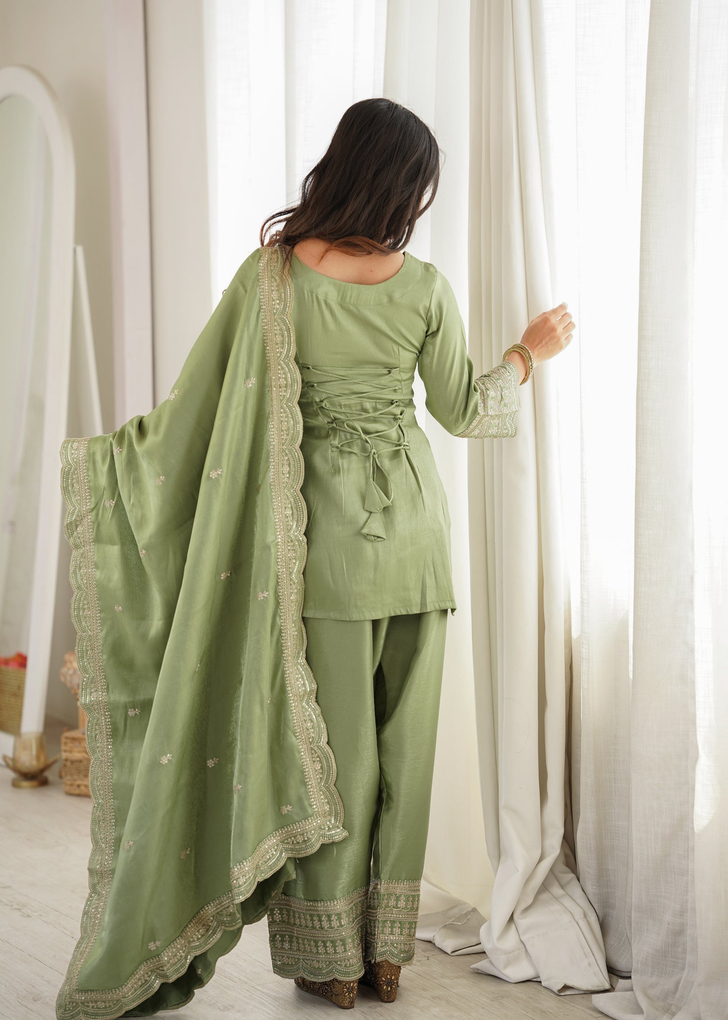 Kiyara's New Anarkali Kurti Set