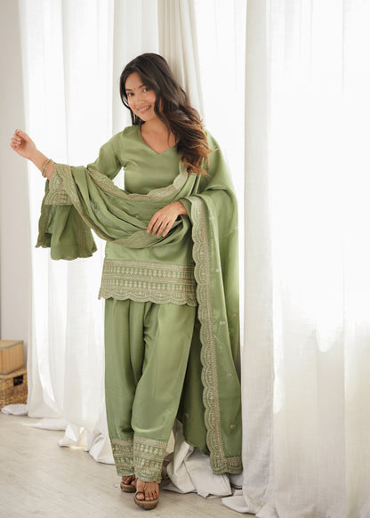 Kiyara's New Anarkali Kurti Set