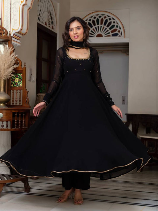 Rubi's New Black Color Suit Set.