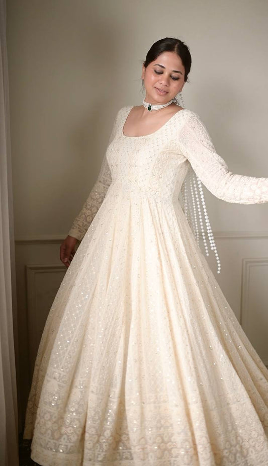 Jiya's New White Color Anarkali Suit Set.