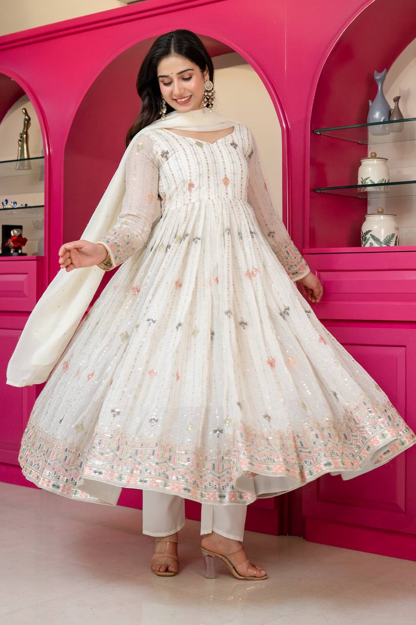 Jiya's New Thread-Sequins Embroidery Suit Set