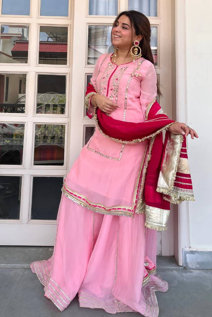 Siyara's Premium Zari Thread Embroidered Sarara Set.
