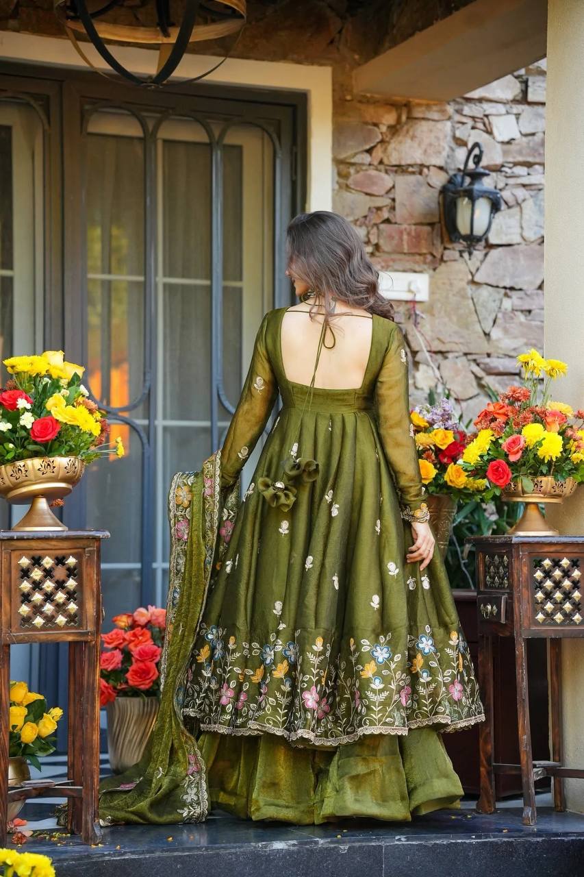 Bali's New Design Anarkali Suit Set.