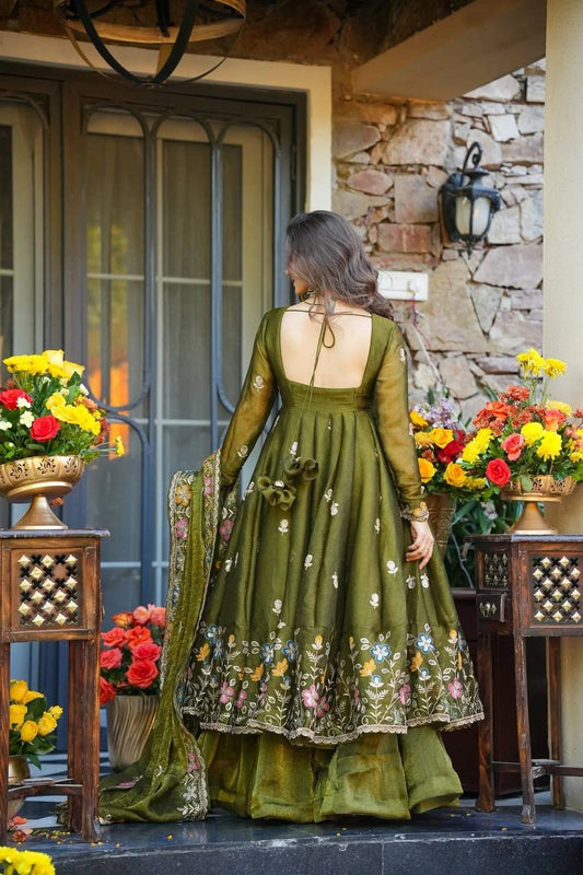 Bali's New Design Anarkali Suit Set.