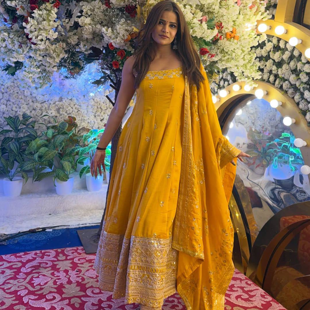 Disha's New Silk Premium Quality Anarkali Suit Set.